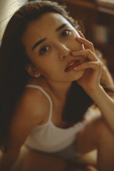 年轻的嫂子5韩版带中译